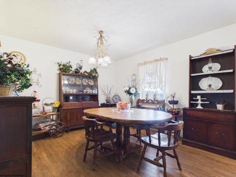 294 Landmark Estates Jane Lew WV 26378
