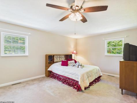294 Landmark Estates Jane Lew WV 26378