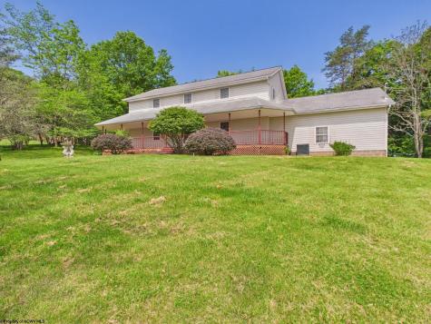 294 Landmark Estates Jane Lew WV 26378