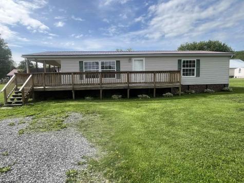 102 Brookview Drive Weston WV 26452