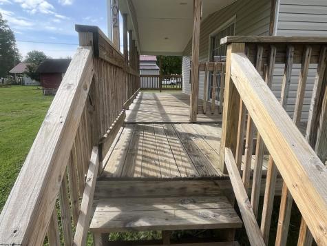 102 Brookview Drive Weston WV 26452