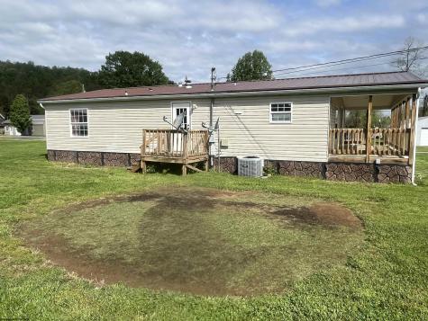 102 Brookview Drive Weston WV 26452