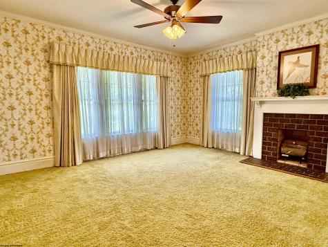 909 7th Street Fairmont WV 26554