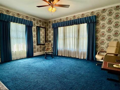 909 7th Street Fairmont WV 26554