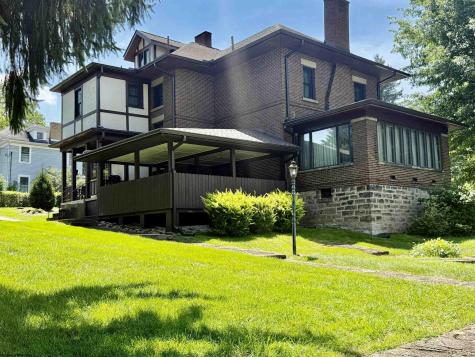 909 7th Street Fairmont WV 26554