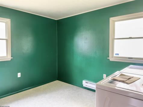 288 Bolyard Road Grafton WV 26354
