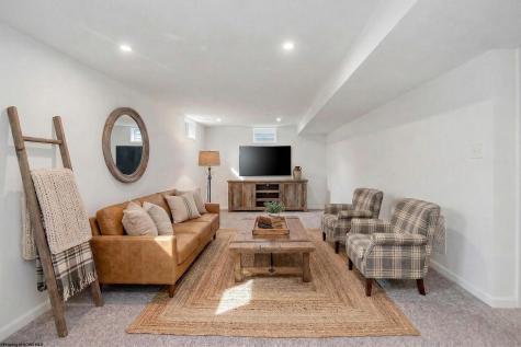323 Lexington Circle Bridgeport WV 26330