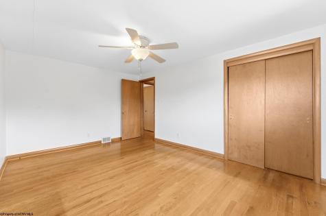 467 Hillview Drive Morgantown WV 26505