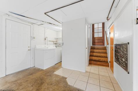 467 Hillview Drive Morgantown WV 26505