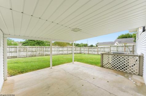 467 Hillview Drive Morgantown WV 26505