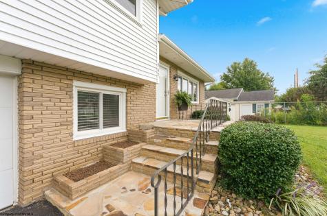 467 Hillview Drive Morgantown WV 26505