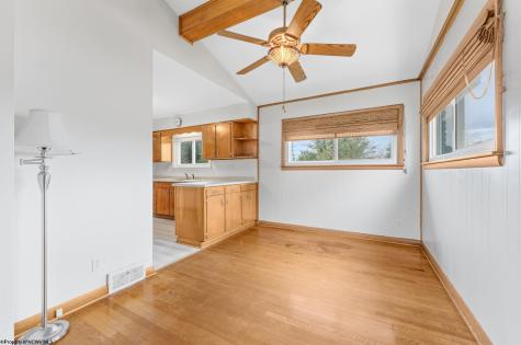 467 Hillview Drive Morgantown WV 26505