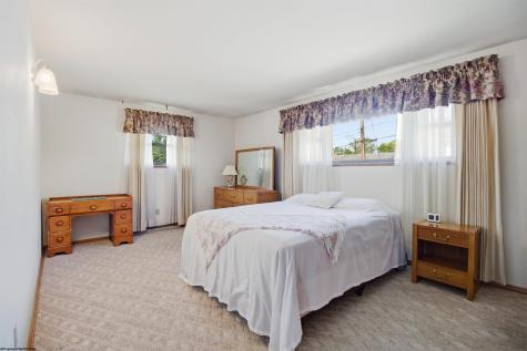 706 Willis Avenue Bridgeport WV 26330-0000