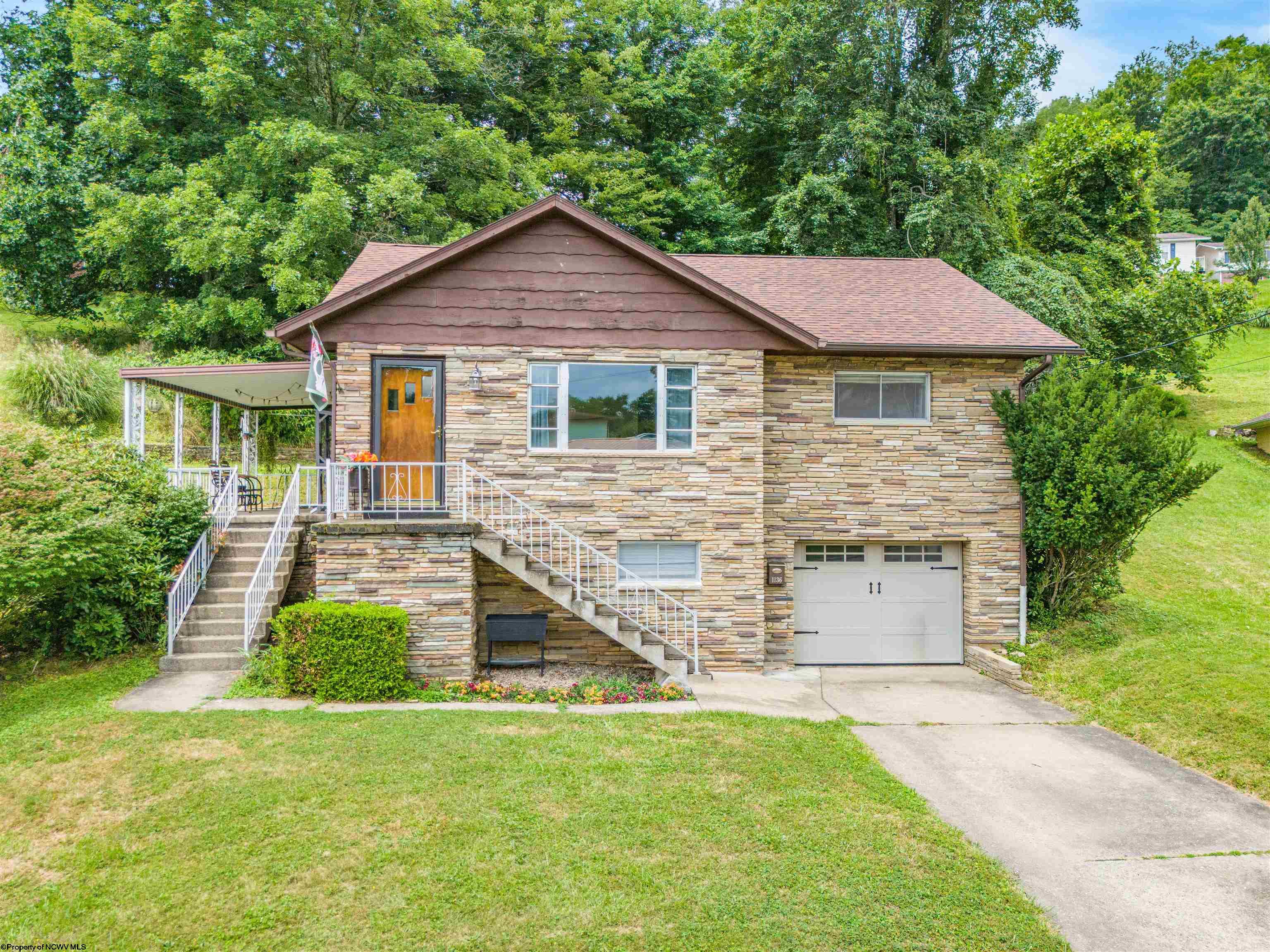 1136 Village Way Fairmont WV 26554