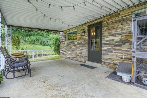 1136 Village Way Fairmont WV 26554