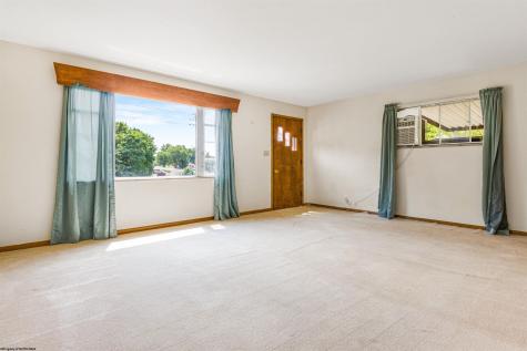1136 Village Way Fairmont WV 26554