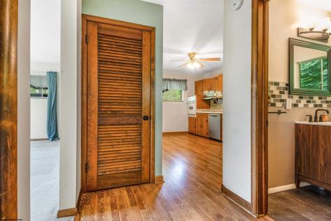 1136 Village Way Fairmont WV 26554