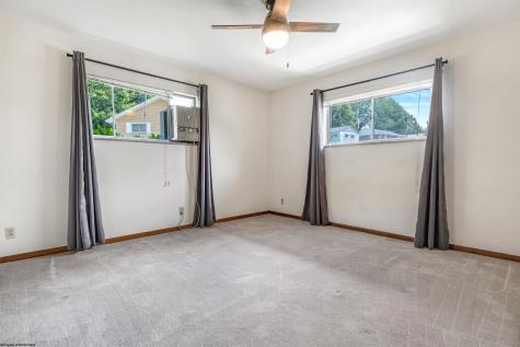 1136 Village Way Fairmont WV 26554