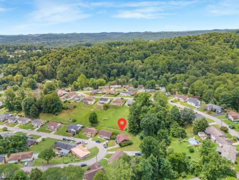 1136 Village Way Fairmont WV 26554