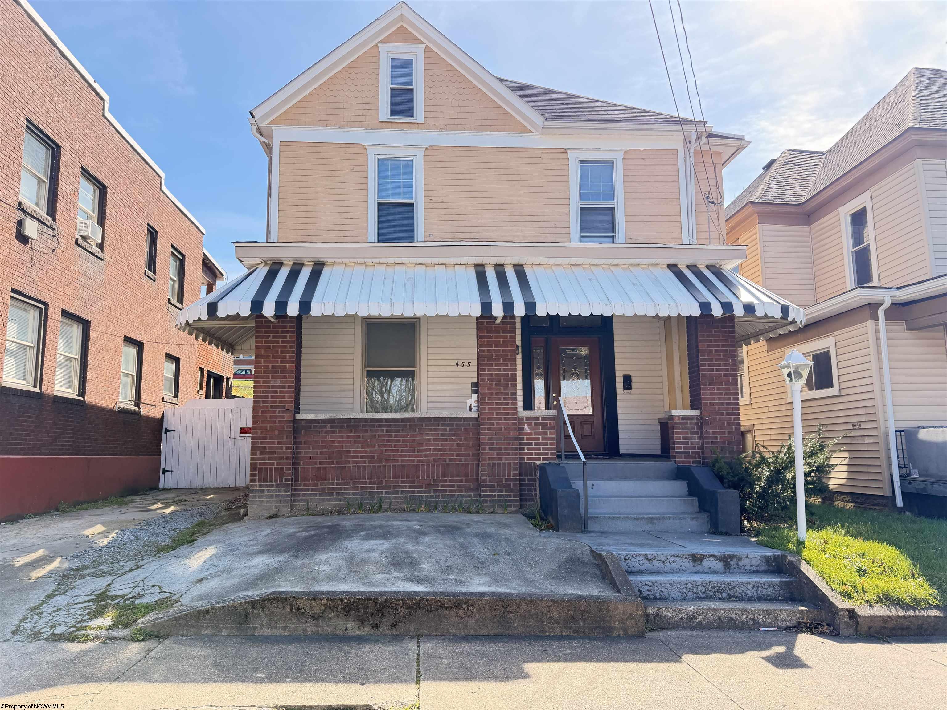455 Washington Avenue Clarksburg WV 26301