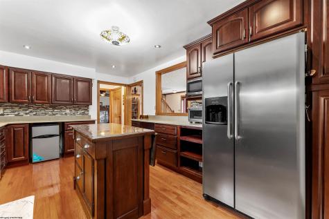 107 Oakview Drive Morgantown WV 26505
