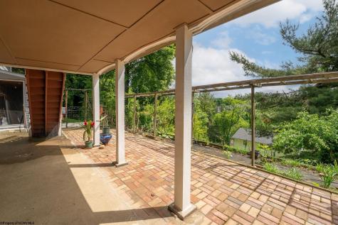107 Oakview Drive Morgantown WV 26505