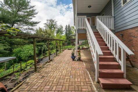 107 Oakview Drive Morgantown WV 26505