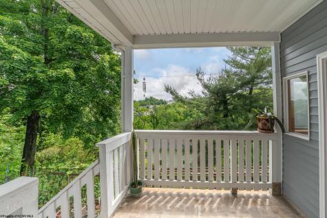 107 Oakview Drive Morgantown WV 26505