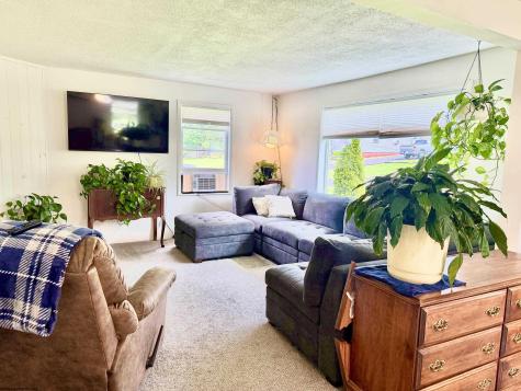 33 N Euclid Avenue Thomas WV 26262