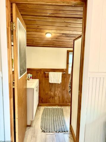 33 N Euclid Avenue Thomas WV 26262