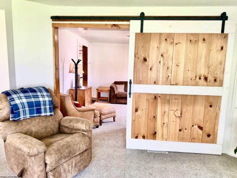33 N Euclid Avenue Thomas WV 26262