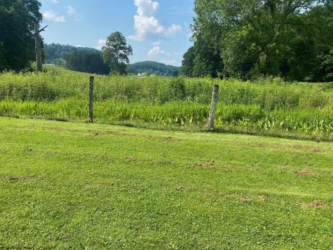 77 Sedona Lane Montrose WV 26283