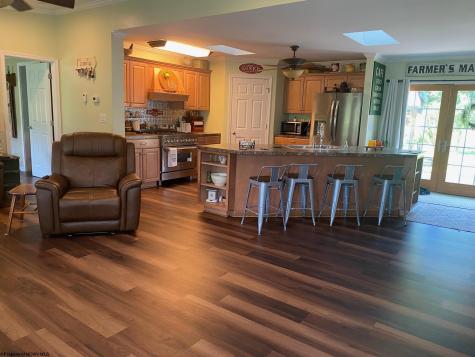 77 Sedona Lane Montrose WV 26283