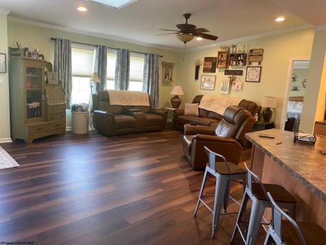 77 Sedona Lane Montrose WV 26283