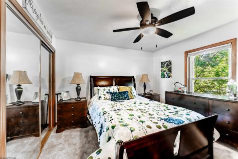 253 Arbogast Lane Morgantown WV 26508