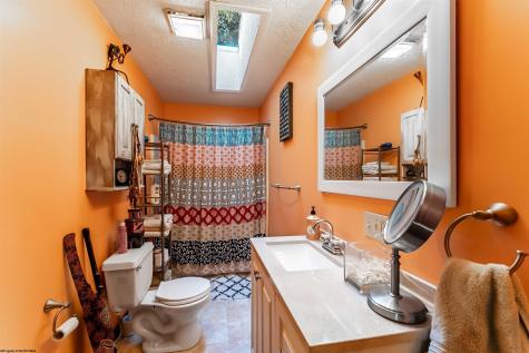 253 Arbogast Lane Morgantown WV 26508