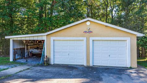253 Arbogast Lane Morgantown WV 26508