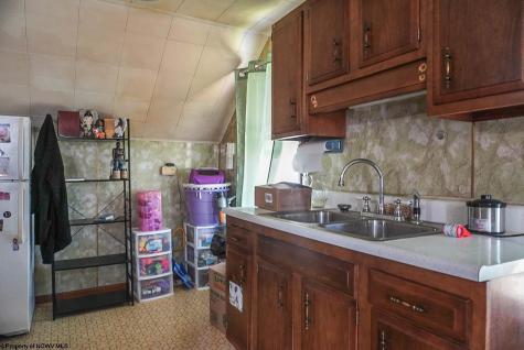 516 Front Street Fairmont WV 26554