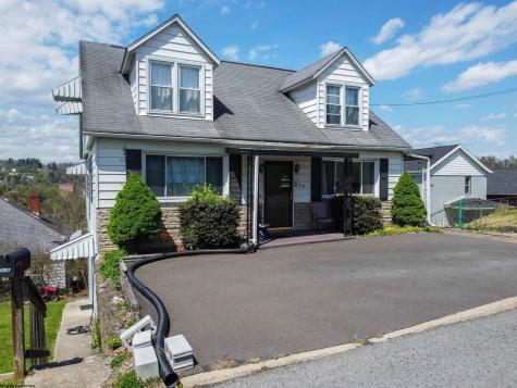 516 Front Street Fairmont WV 26554