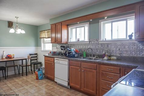 516 Front Street Fairmont WV 26554