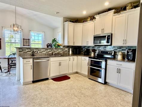 48 Manor Drive Fairmont WV 26554