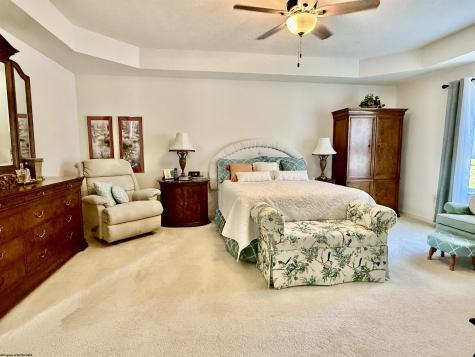 48 Manor Drive Fairmont WV 26554