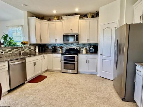 48 Manor Drive Fairmont WV 26554