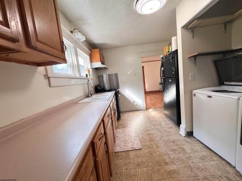 70 Vine Street Shinnston WV 26431