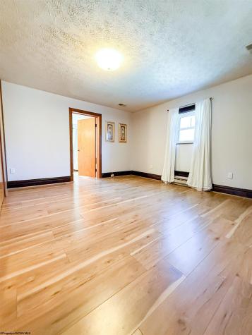28 Crestview Drive Hambleton WV 26269