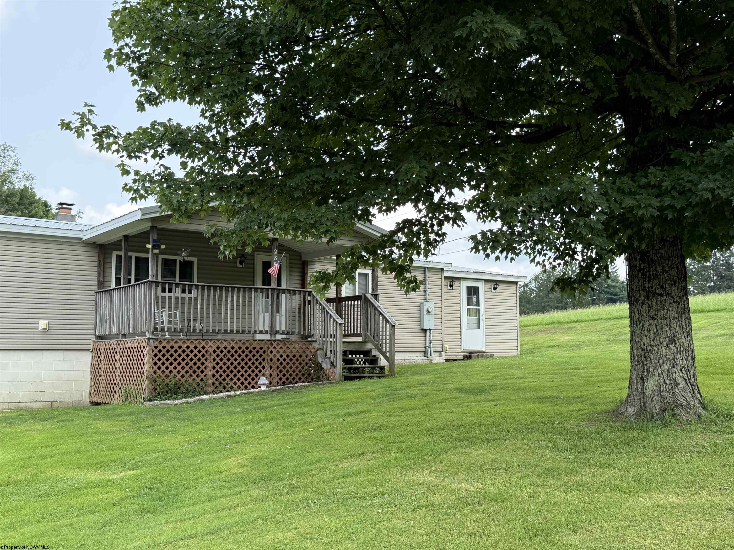 289 Pleasant Valley Drive Reedsville WV 26547