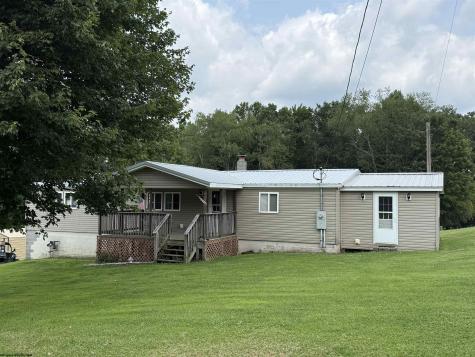 289 Pleasant Valley Drive Reedsville WV 26547