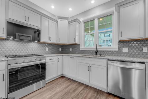 105 Lockwood Drive Morgantown WV 26508