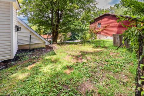 17 Karen Lane Morgantown WV 26501
