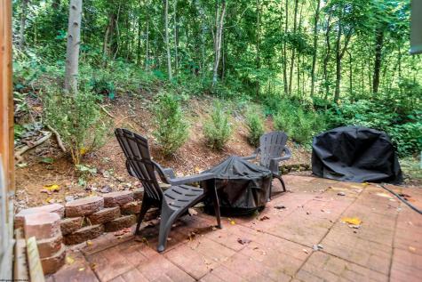 17 Karen Lane Morgantown WV 26501